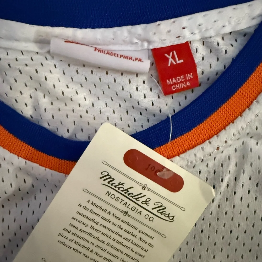 Patrick Ewing 33 Mitchell & Ness White New York Knicks throwback jersey - Picture 4 of 5